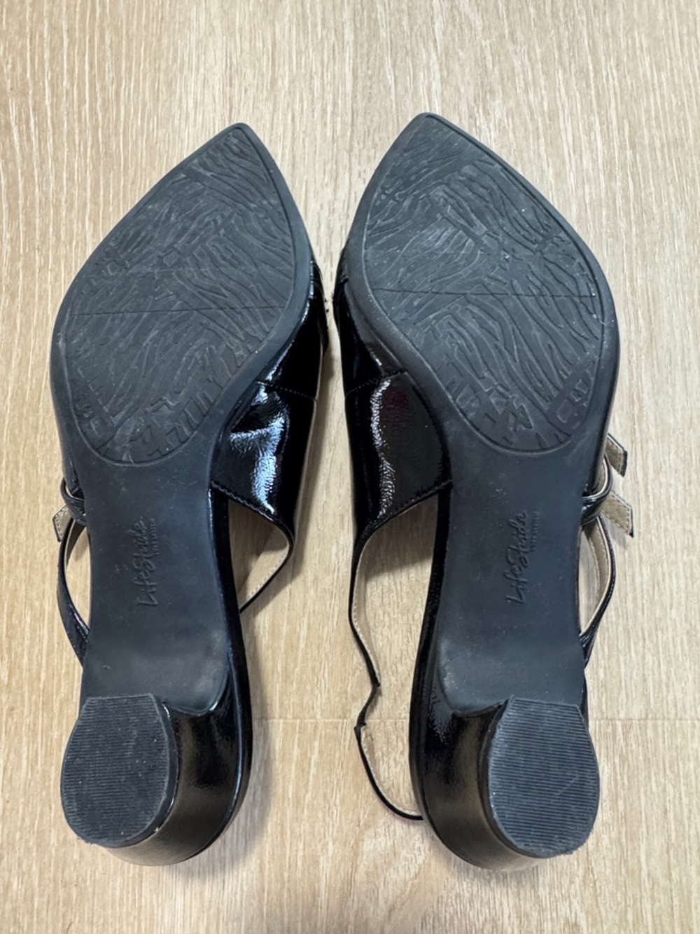 Life Stride Black Patent Pointed Slingback Flats with Double-Strap Detail - Picture 4 of 4